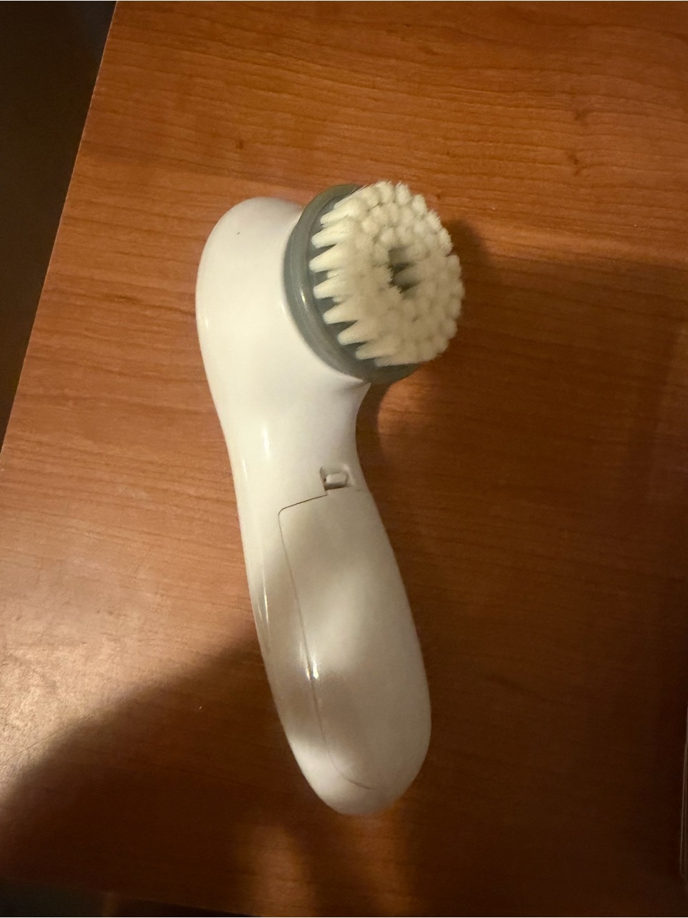 Proactiv White and Gray Men's Facial Cleansing Brush
